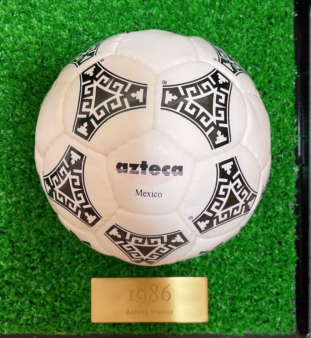 希少】 ワールドカップ アディダス ヒストリカルマッチボール1970-2002