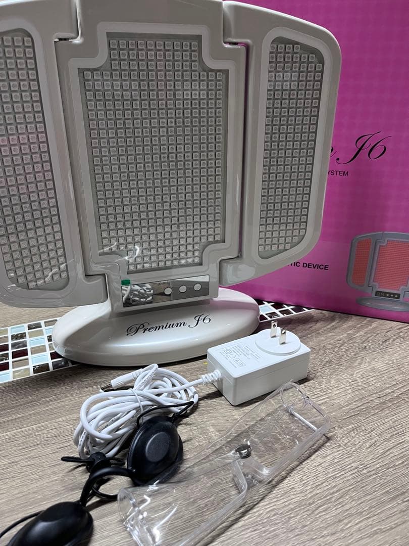 Premium J6 美顔器 LEDライト付き 6色の光が肌悩みに対応☆LED美顔器【PremiumJ6】登場！ - YouTube