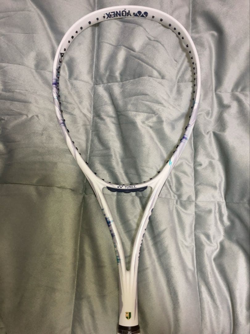 YONEX VOLTAGE 5s テニスラケット シリーズ最大の飛びと心地よい打球感のラケット「VOLTRAGE 5S/5V