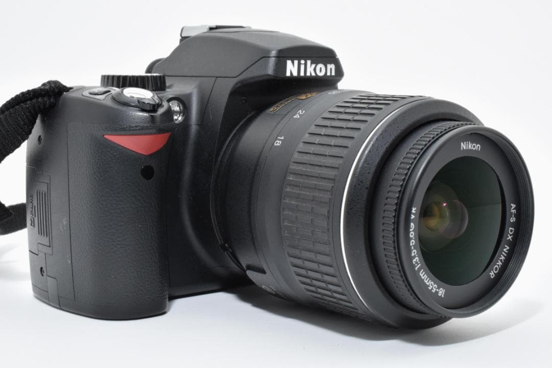 大人気】 Nikon ニコン D60 レンズキット デジタル一眼カメラ - メルカリ