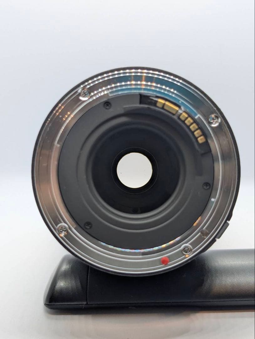 SIGMA 18-200mm F3.5-6.3 DC (キヤノンEFマウント)