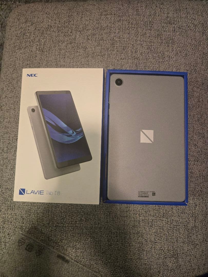 NEC LAVIE Tab T8 シルバー本体 NEC、「MediaTek」を搭載したAndroidタブレット「LAVIE Tab T8/T9