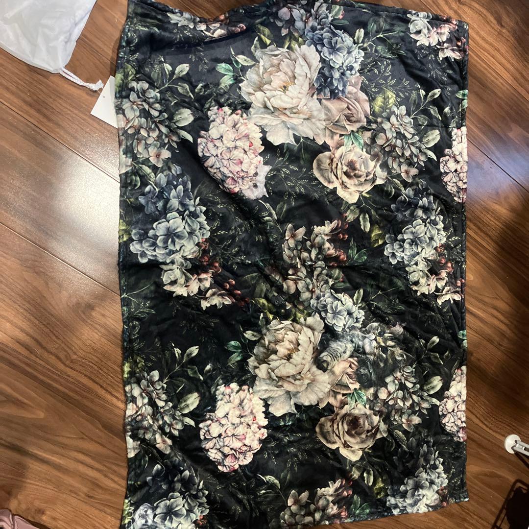 ウノア　UNOA バレエ　ブランケット新品未使用 ○Blanket 【Size／M】 (Donation project limited item) - Balletwear