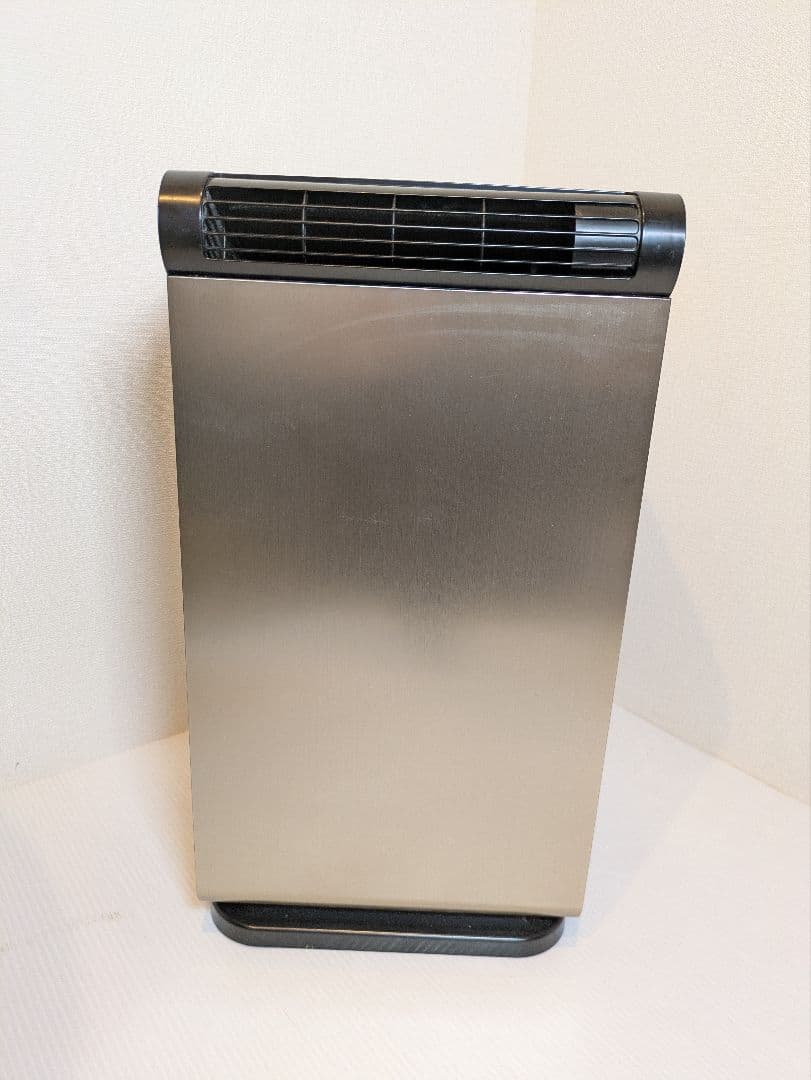 YAMAZEN　コンパクトクーラー 冷風・除湿 YEC-L03 2021年製 山善、卓上でも使いやすい「コンパクトクーラー YEC-RD03」を4月下旬に