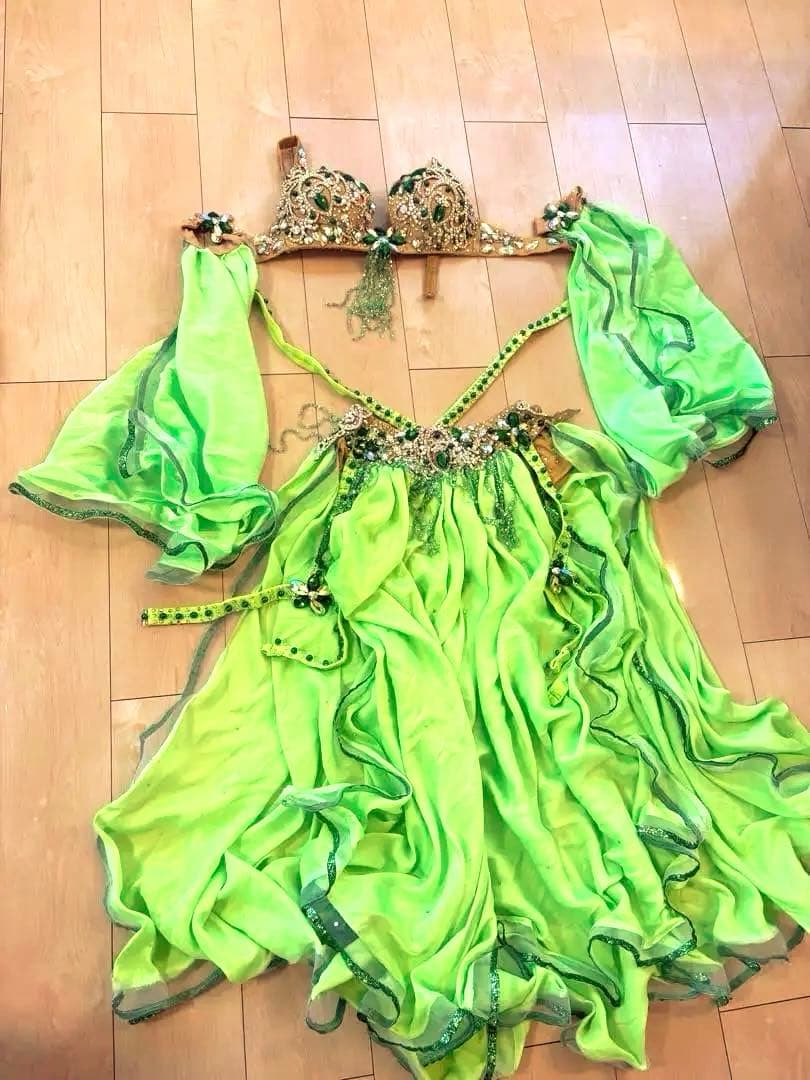ベリーダンス セットアップ ライトグリーン ベリーダンス衣装 ピーコックグリーン CT0136 *nstk