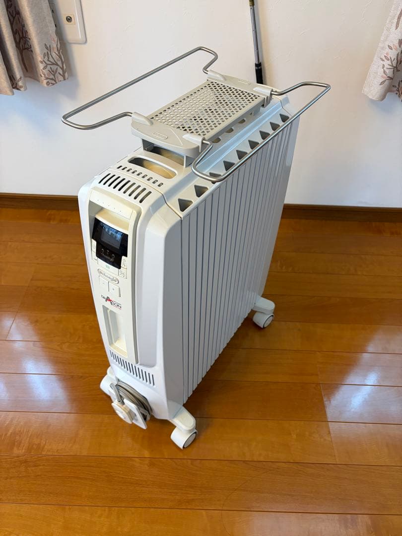 デロンギ オイルヒーター TDD0915W 美品 - メルカリ