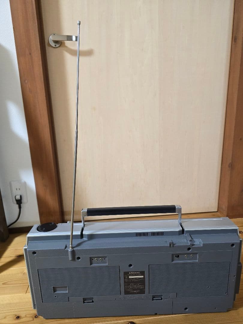 SANYO MR-W10 ダブルカセットデッキ ラジカセ サンヨー - メルカリ