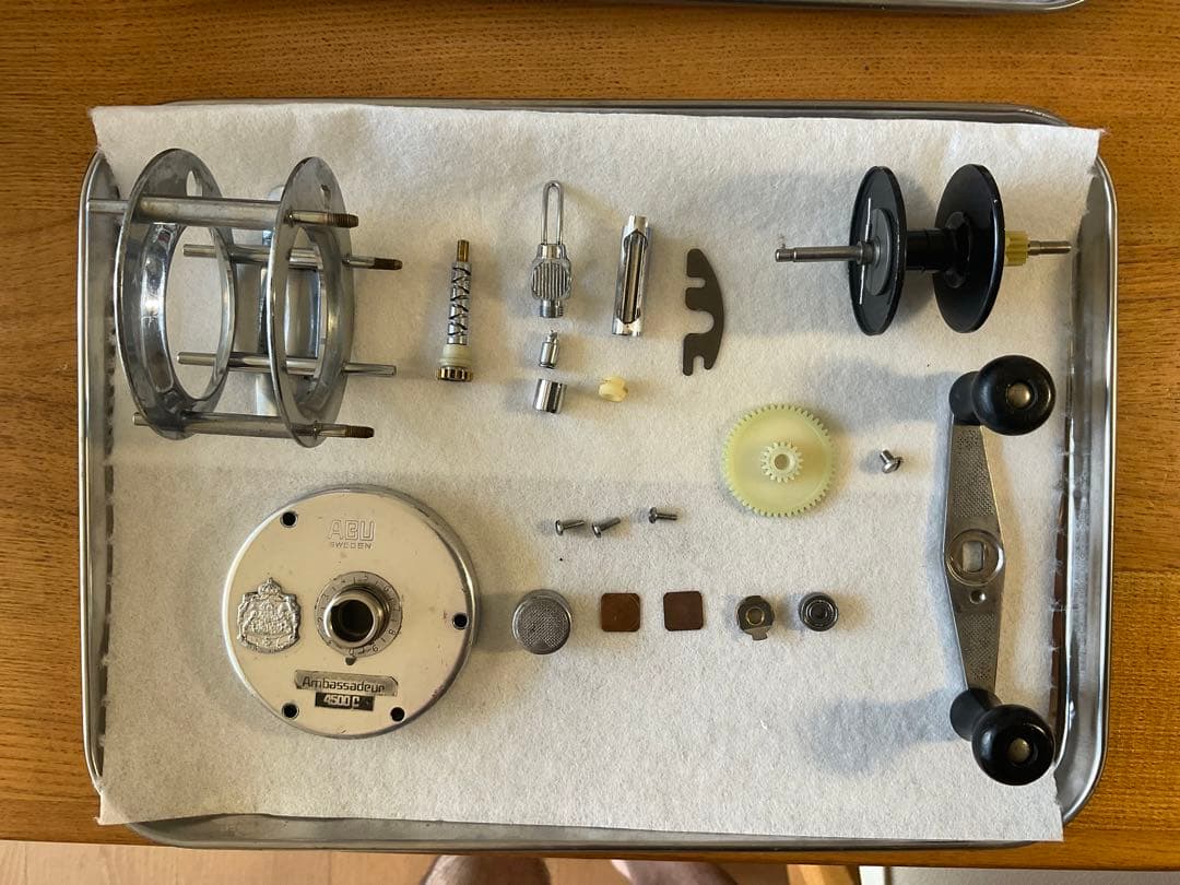 ABU アンバサダー 4500C メンテ済 フレーム修正済 - メルカリ