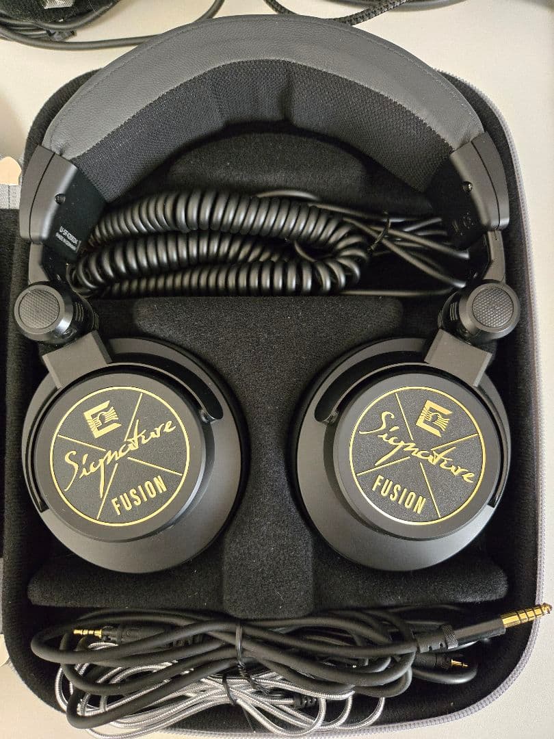 Signature FUSION｜ULTRASONE 4.4バランス接続対応 Signature FUSION｜ULTRASONE｜株式会社アユート PCパーツ・VR