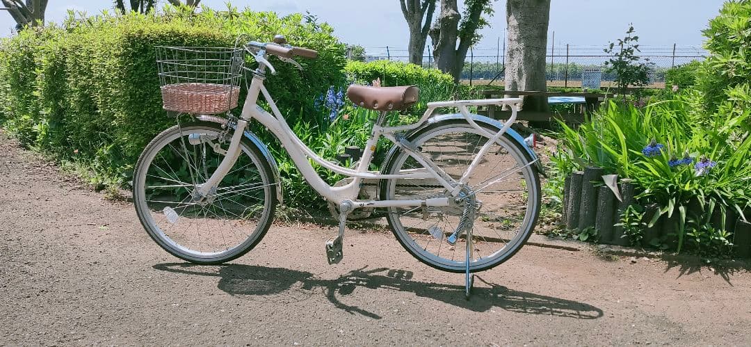 ホワイトシティサイクル 前面バスケット付き 女の子　20インチ 楽天市場】20インチ 子供用自転車（カラーホワイト）（シティサイクル