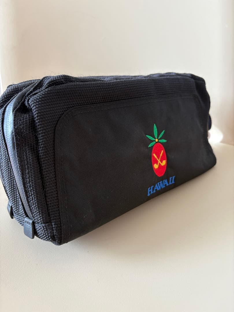 日本未入荷・ハワイ限定】タイトリスト・ラウンドポーチ