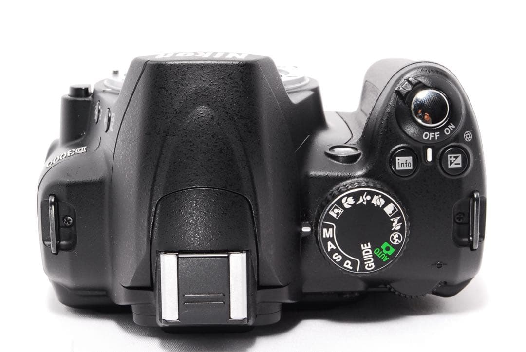 すぐ使える◇Nikon D3000◇一眼レフカメラ◇手ぶれ補正レンズ◇スマホ