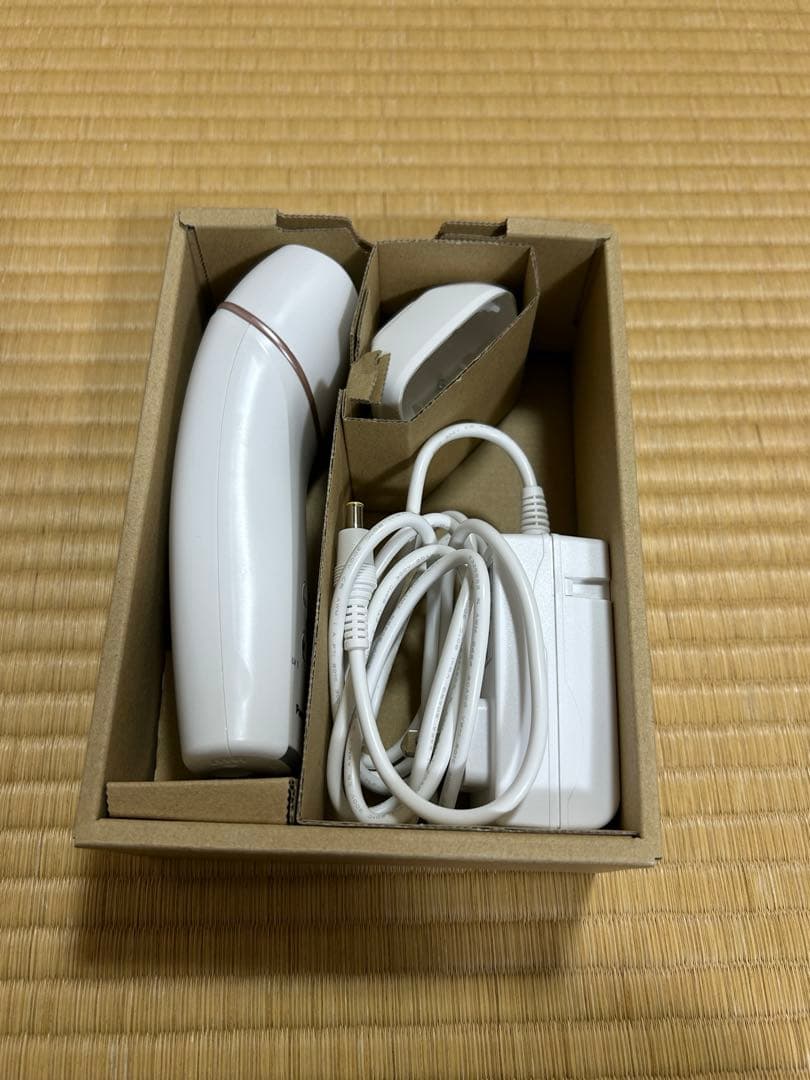 Panasonic 光エステ ボディ&フェイス用 ピンク ES-WH75-P - メルカリ