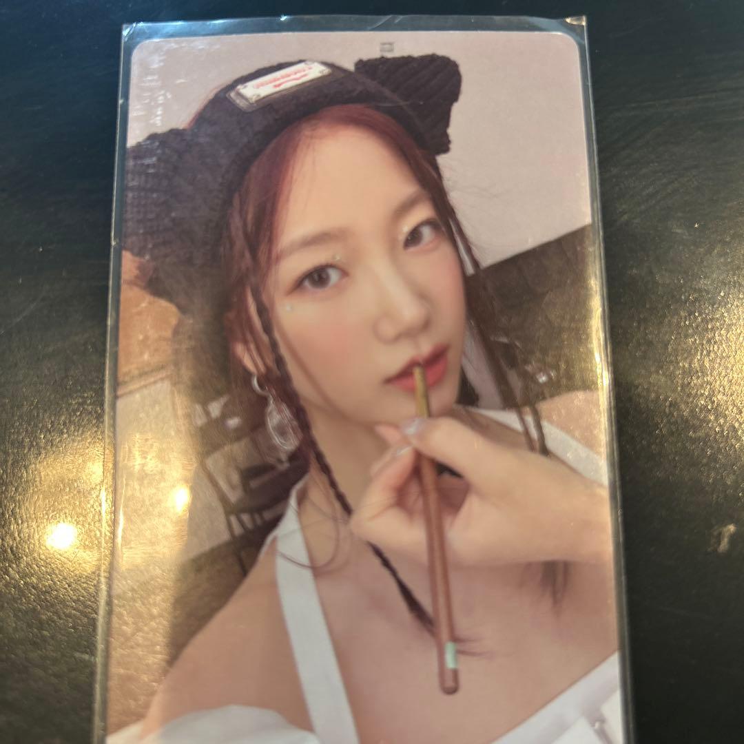 トレカ Le Sserafim ルセラフィム カズハ EASY 可愛い - メルカリ