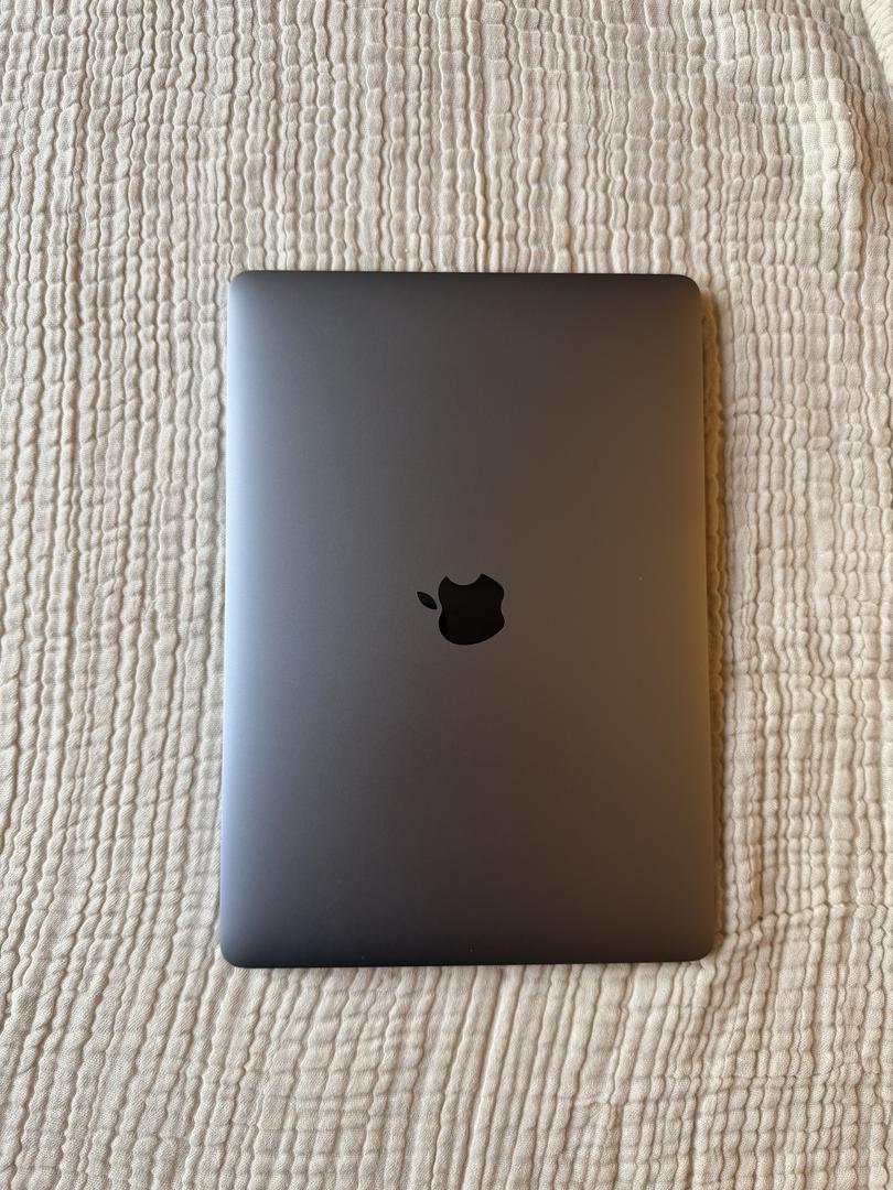 MacBook Pro 2022 - 13 inch - Guide, Specs, Prices, and More - Swappa