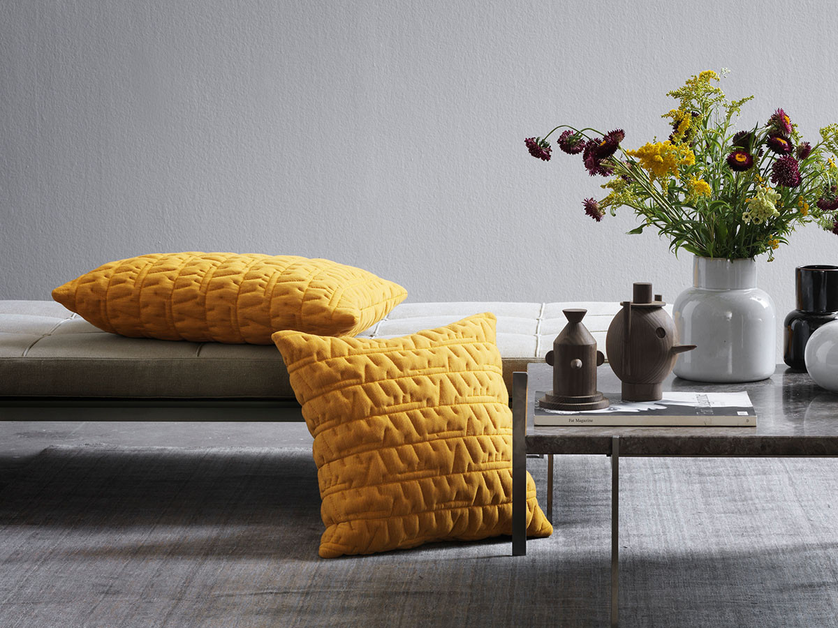 FRITZ HANSEN CUSHION ARNE JACOBSEN TASSEL / フリッツ・ハンセン
