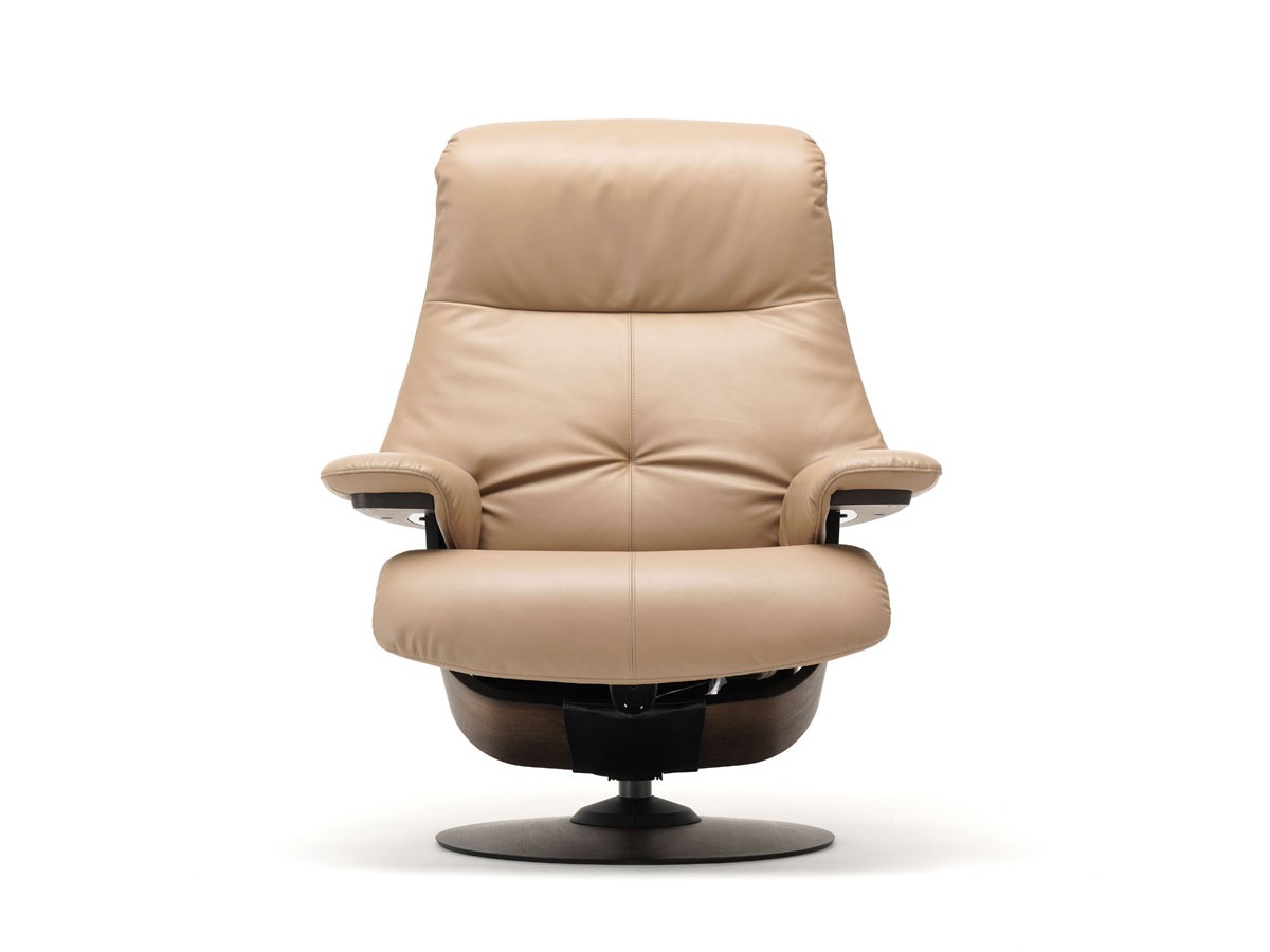 THE FIRST THE FIRST / ザ・ファースト カリモク ザ・ファースト