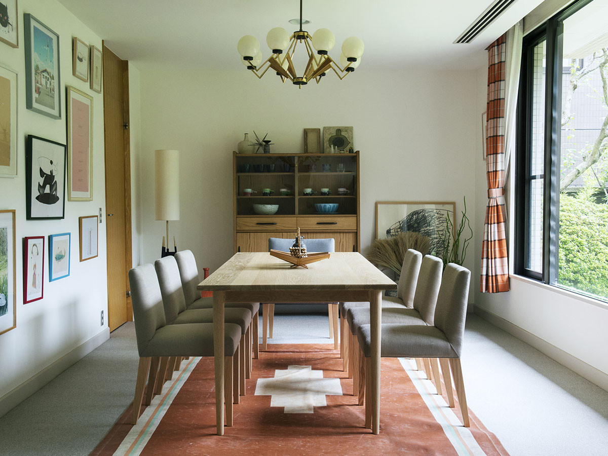 COMPLEX 1950'S MILK GLASS BALL EIGHT ARM CHANDELIER