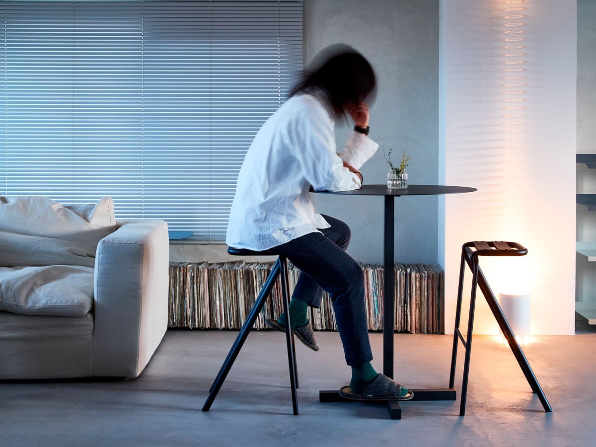 DUENDE BENT HIGH STOOL / デュエンデ ベント ハイスツール