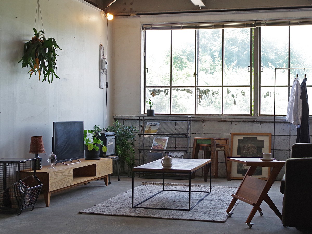 LIFE FURNITURE IRON DISPLAY MAGAZINE RACK / ライフファニチャー