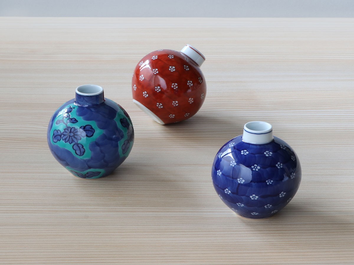 源右衛門窯 染錦梅花 小花瓶 / げんえもんがま 染錦梅花 小花瓶（赤