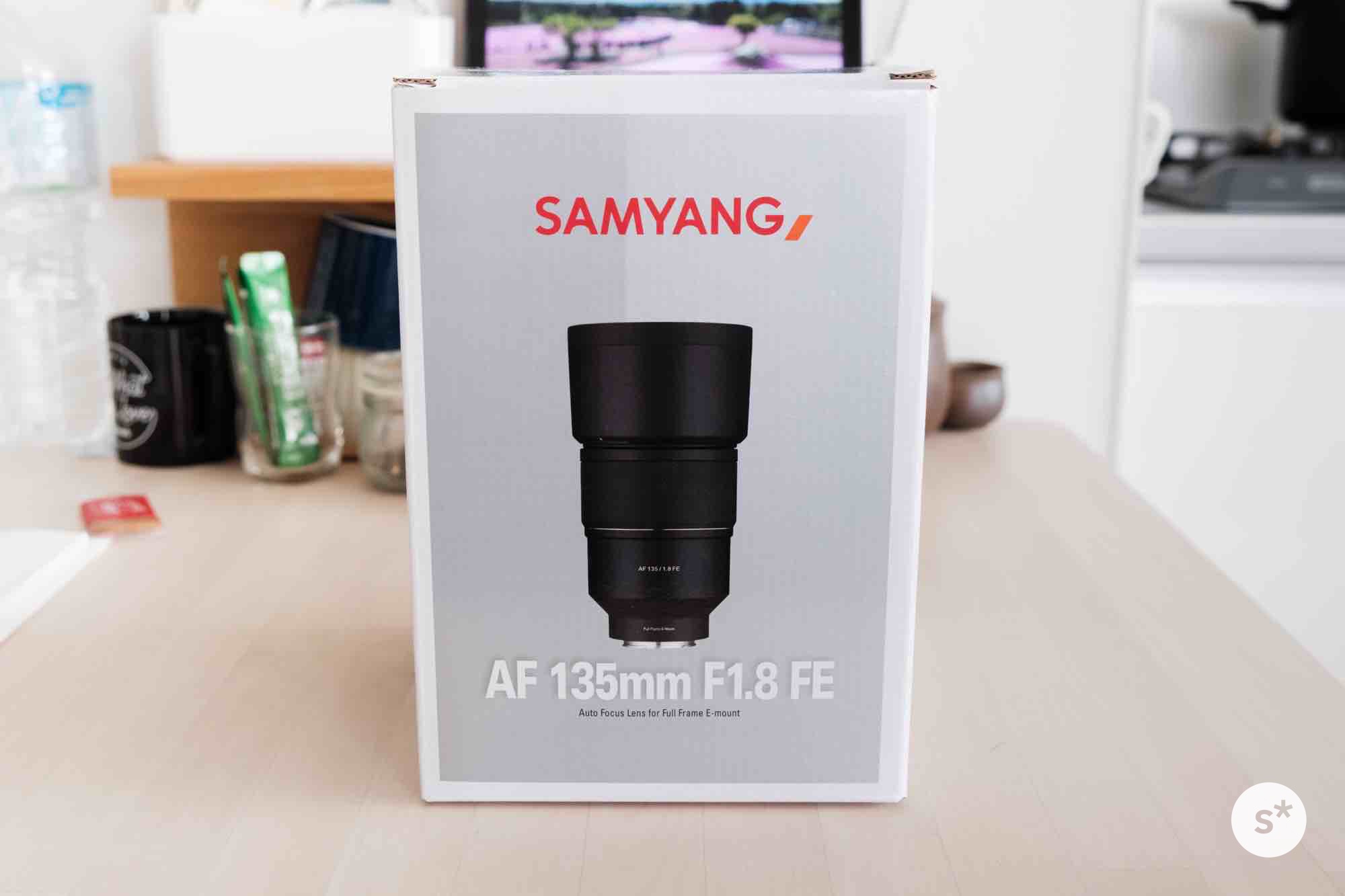 SAMYANG AF 135mm F1.8 FE｜被写体をドラマチックに切り取る - starnote*