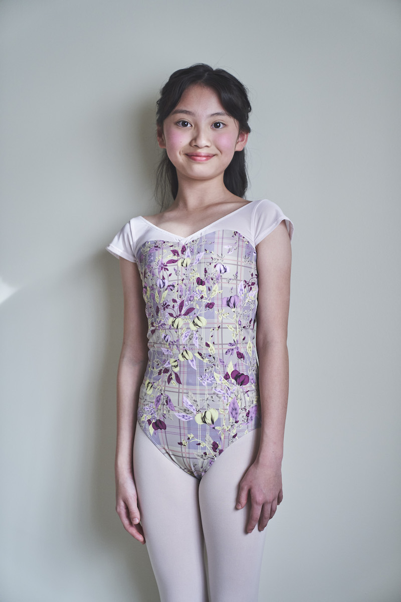 stina / type H half sleeve / hide and seek beige / kids / girl