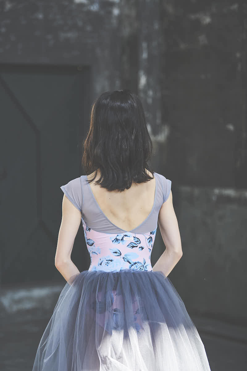 stina / type H half sleeve / blue rose×gray