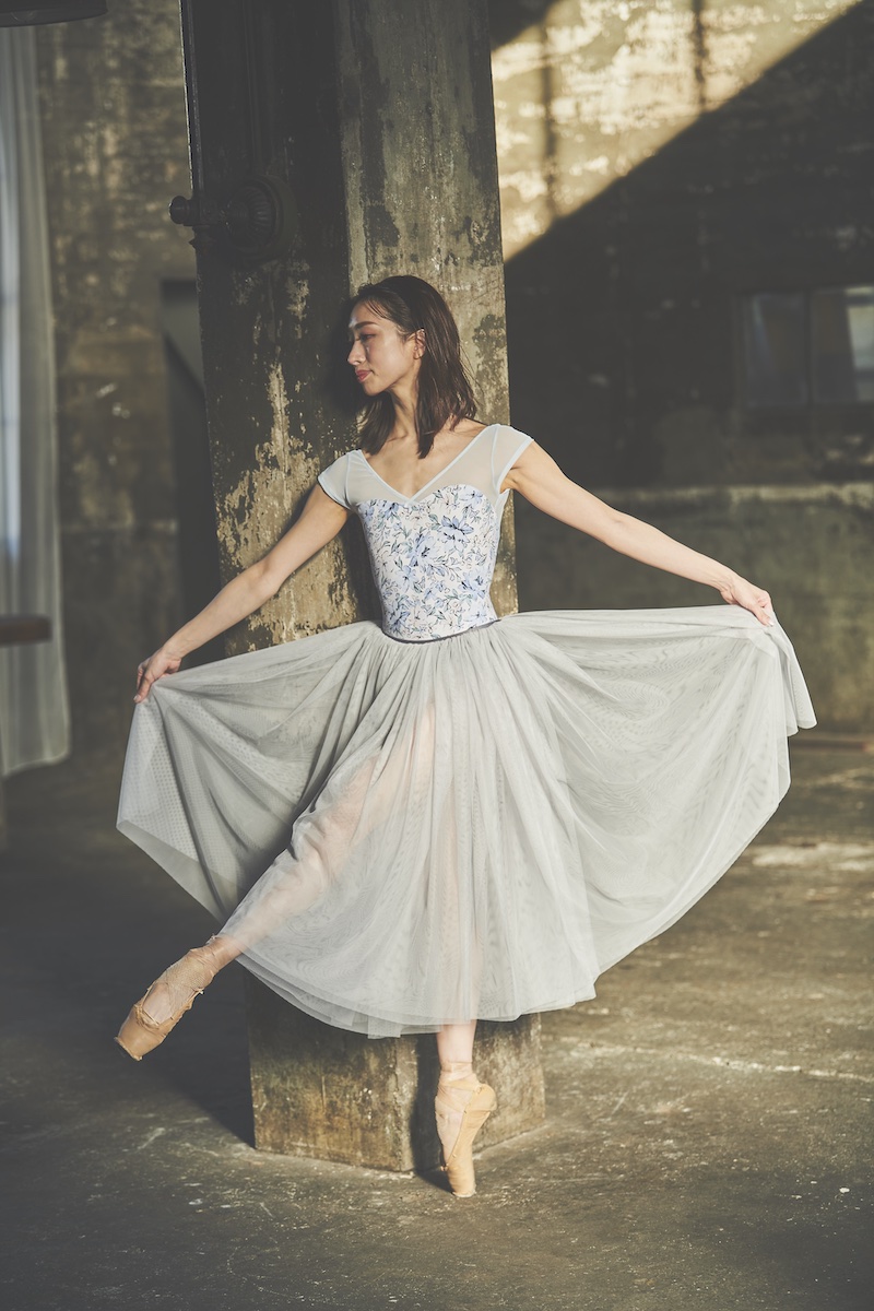 stina / type H half sleeve / light blue flower×aqua