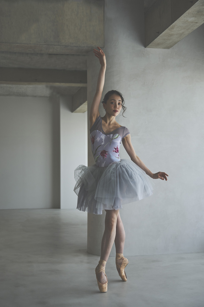 stina / type H half sleeve / Rebel Tulip gray