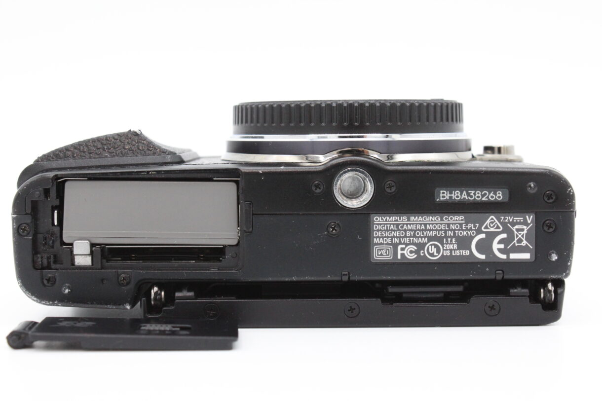 良品】OLYMPUS オリンパス PEN E-PL7 ボディ ブラック ミラーレス一眼