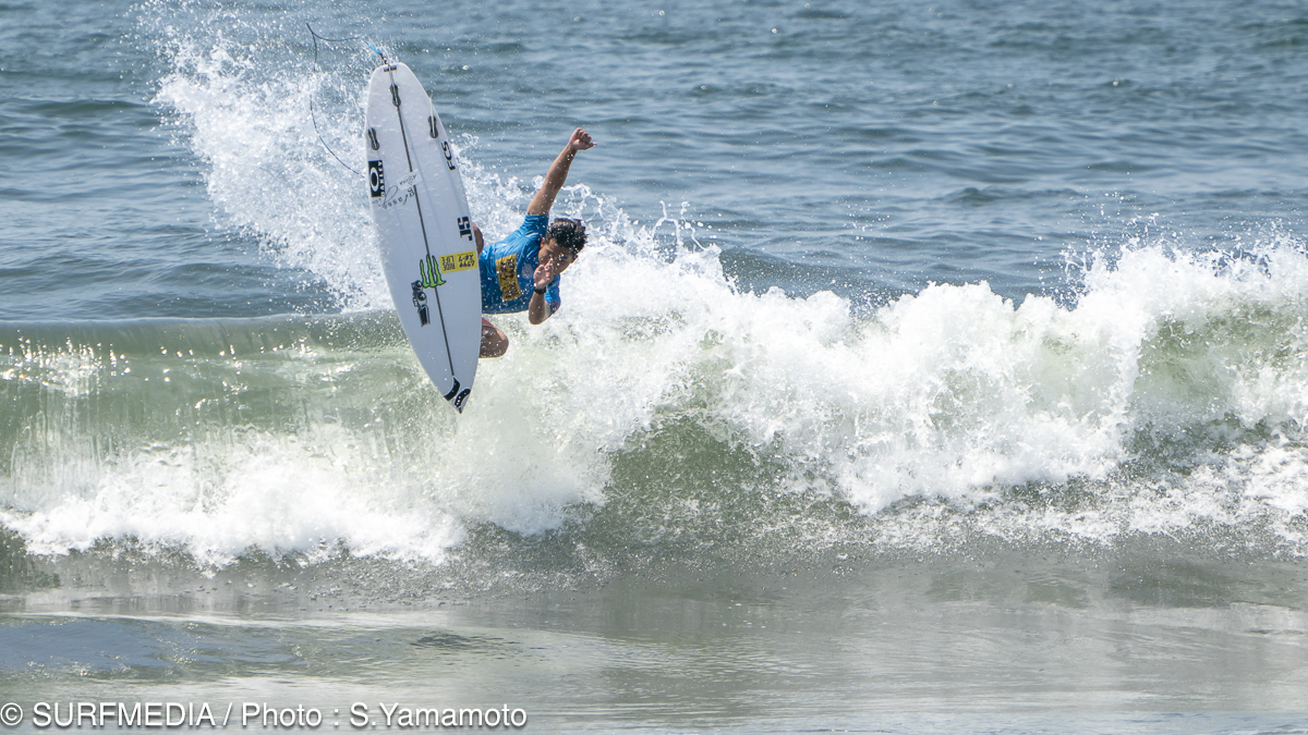 17歳の安室丈が「ムラサキ湘南オープン」でQS初優勝。大原洋人と新井
